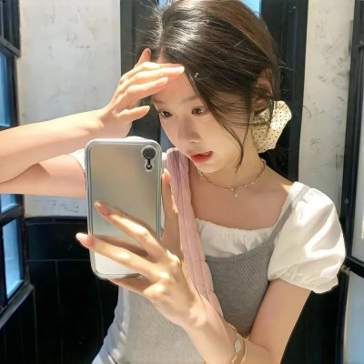 公园里的女孩